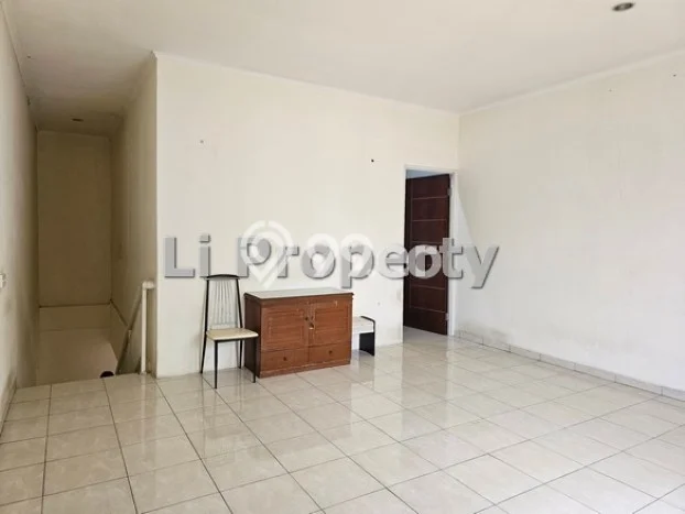 Ruko For Rent di Graha Padma, Luas 110m², Area Strategis Ruko For Rent di Graha Padma, Luas 110m², Area Strategis