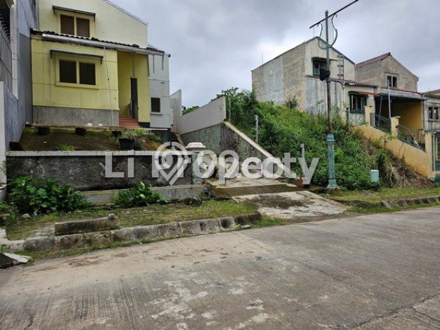 Tanah Siap Bangun Dijual di Semarang Punya Luas 168m2 Tanah Siap Bangun Dijual di Semarang Punya Luas 168m2