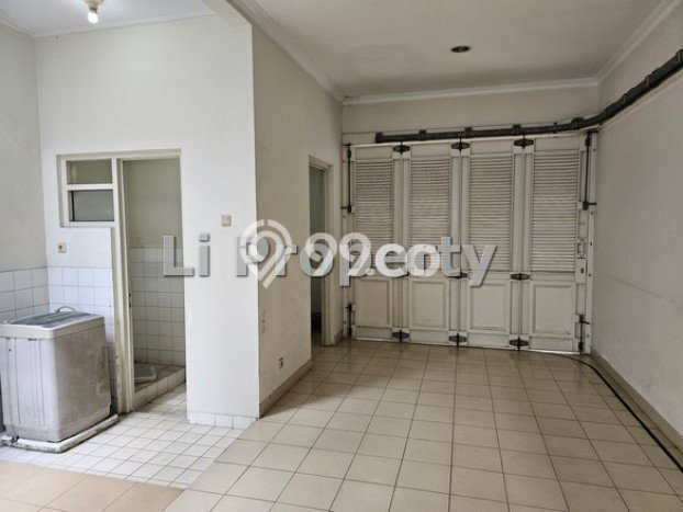 Rumah Disewakan Semarang LT 266m2 LB 150m2 Kawasan Jangli Rumah Disewakan Semarang LT 266m2 LB 150m2 Kawasan Jangli