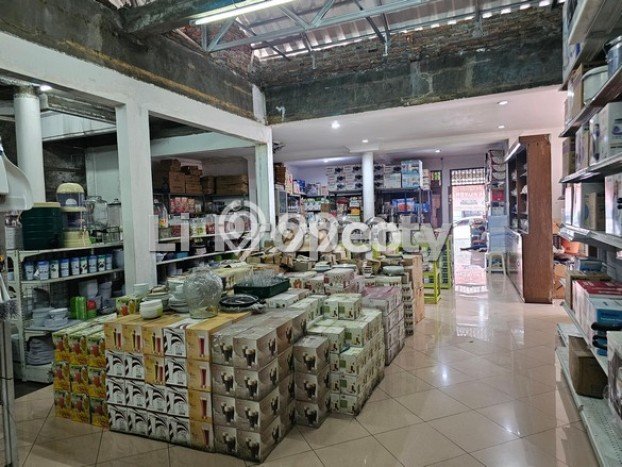 Disewakan Ruko di Semarang Selatan Semarang LT 540m2, LB 600m2 Disewakan Ruko di Semarang Selatan Semarang LT 540m2, LB 600m2