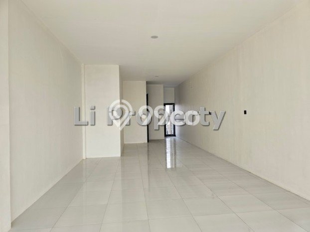 FOR SALE! Ruko di Semarang Barat Semarang, LT 115m2, LB 230m2 FOR SALE! Ruko di Semarang Barat Semarang, LT 115m2, LB 230m2