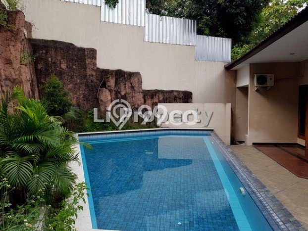 Rumah Cantik Siap Pakai Di Candisari Luas 500m2 Aman Rumah Cantik Siap Pakai Di Candisari Luas 500m2 Aman