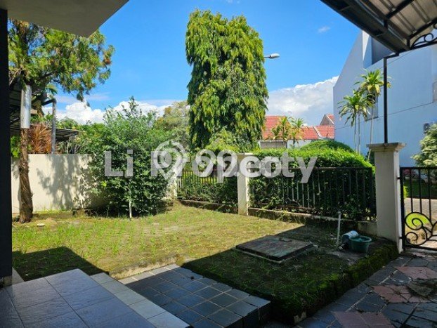 Jarang Ada! Rumah Kontrakan 3 Kamar Bagus Siap Huni Graha Padma Jarang Ada! Rumah Kontrakan 3 Kamar Bagus Siap Huni Graha Padma