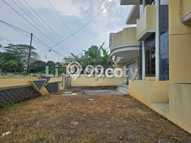 Rumah Bagus Siap Pakai Di Candisari Luas 600m2 Aman Rumah Bagus Siap Pakai Di Candisari Luas 600m2 Aman