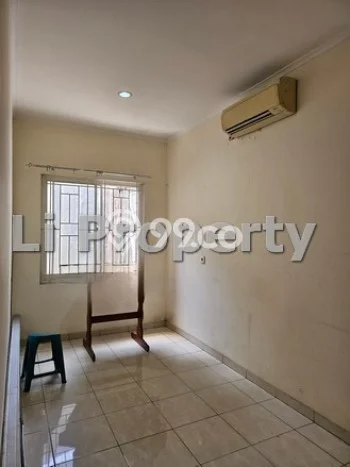 Ruko For Rent di Graha Padma, Luas 110m², Area Strategis Ruko For Rent di Graha Padma, Luas 110m², Area Strategis