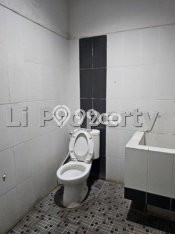 Ruko Disewa di Candisari, Semarang, LT 210m2 / LB 440m2 Ruko Disewa di Candisari, Semarang, LT 210m2 / LB 440m2