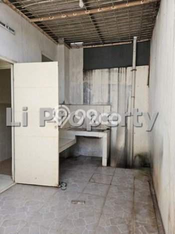 Ruko For Rent di Graha Padma, Luas 110m², Area Strategis Ruko For Rent di Graha Padma, Luas 110m², Area Strategis