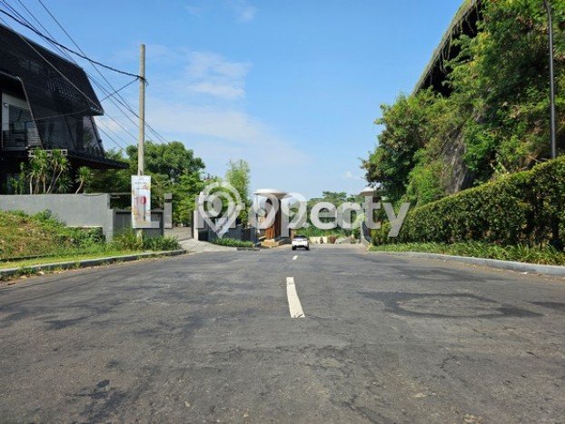 Untuk Dijual Tanah di Semarang, Luas 338m2 - Untuk Dijual Tanah di Semarang, Luas 338m2 -