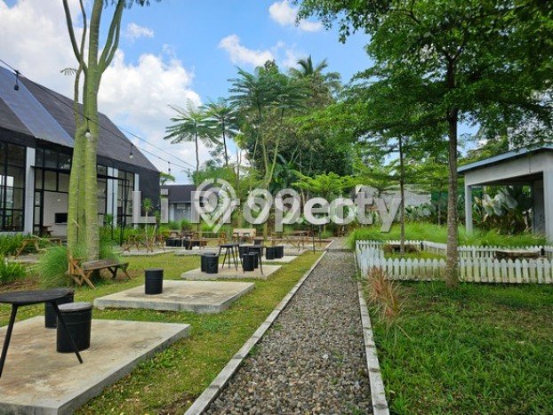 Rumah Luxury Best Area di Salatiga, Jawa Tengah Rumah Luxury Best Area di Salatiga, Jawa Tengah