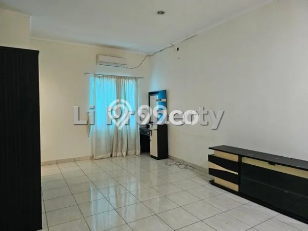 Ruko For Rent di Graha Padma, Luas 110m², Area Strategis Ruko For Rent di Graha Padma, Luas 110m², Area Strategis
