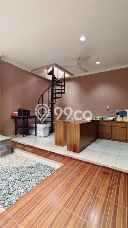 Rumah Luxury Modern Tanpa Renovasi di BSD City Tangerang Rumah Luxury Modern Tanpa Renovasi di BSD City Tangerang