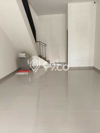 Disewakan Ruko di Kawasan Ramai Gading Serpong Luas 102m2 Disewakan Ruko di Kawasan Ramai Gading Serpong Luas 102m2