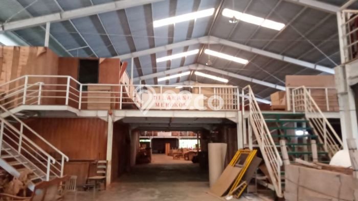LOKASI STRATEGIS! Gudang di Kasihan, Luas 2000m2m², Pusat Komersial, Jalan Utama LOKASI STRATEGIS! Gudang di Kasihan, Luas 2000m2m², Pusat Komersial, Jalan Utama