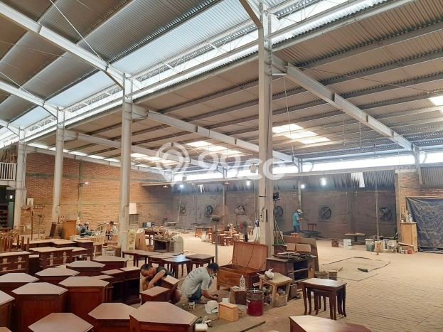 LOKASI STRATEGIS! Gudang di Kasihan, Luas 2000m2m², Pusat Komersial, Jalan Utama LOKASI STRATEGIS! Gudang di Kasihan, Luas 2000m2m², Pusat Komersial, Jalan Utama