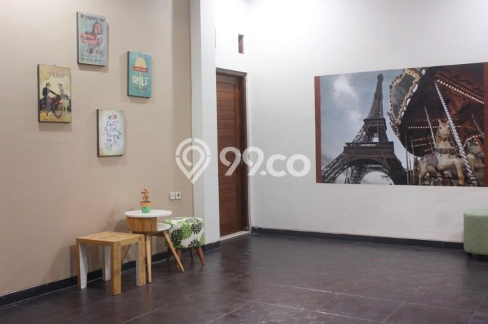 Rumah Terawat 26 KT 26 KM di Kawasan Bisnis Caturtunggal, Yogyakarta Rumah Terawat 26 KT 26 KM di Kawasan Bisnis Caturtunggal, Yogyakarta