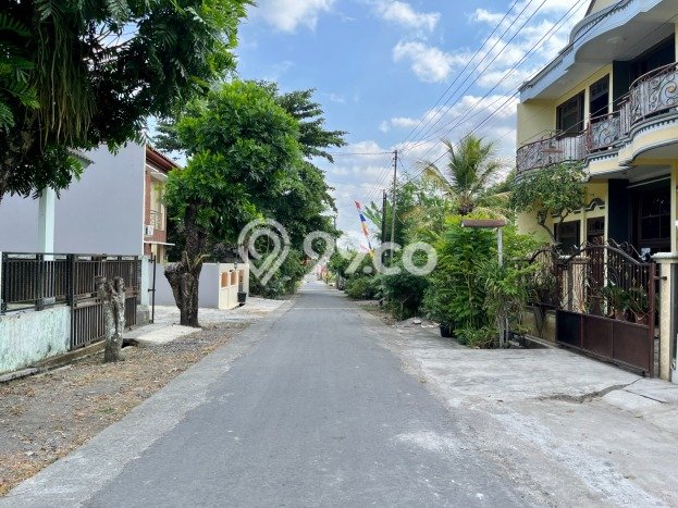 Jual Rumah Eksklusif 4 KT di Maguwoharjo, Yogyakarta Jual Rumah Eksklusif 4 KT di Maguwoharjo, Yogyakarta