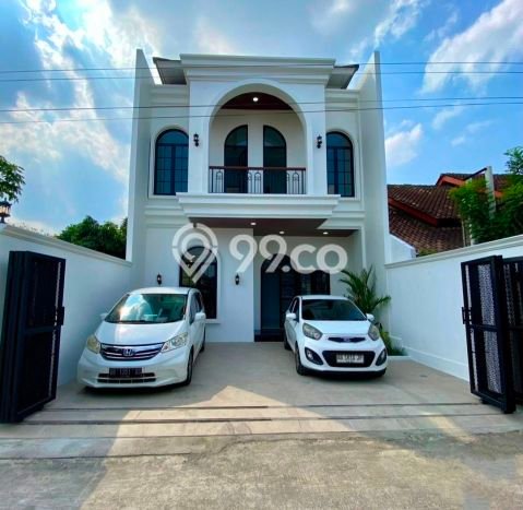 Rumah Luas Asri 3 KT Siap Pakai di Caturtunggal Yogyakarta Rumah Luas Asri 3 KT Siap Pakai di Caturtunggal Yogyakarta