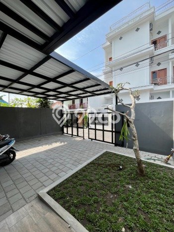 Rumah Modern 3 KT LT 129m2 di Maguwoharjo Rumah Modern 3 KT LT 129m2 di Maguwoharjo
