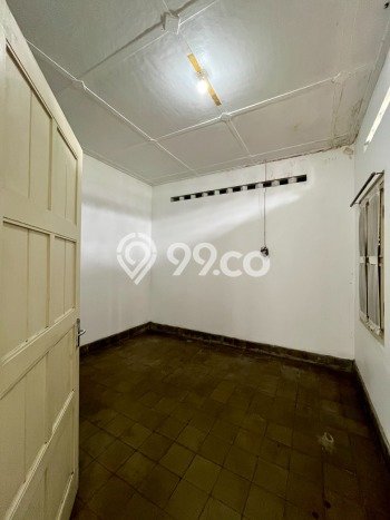 KESEMPATAN EMAS! Rumah di Danurejan, Yogyakarta, Luas 217m2m² Bangunan 150m2m² KESEMPATAN EMAS! Rumah di Danurejan, Yogyakarta, Luas 217m2m² Bangunan 150m2m²