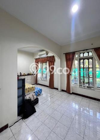 Rumah Asri LB 200m2m² View Kota di Umbulharjo, Yogyakarta Rumah Asri LB 200m2m² View Kota di Umbulharjo, Yogyakarta