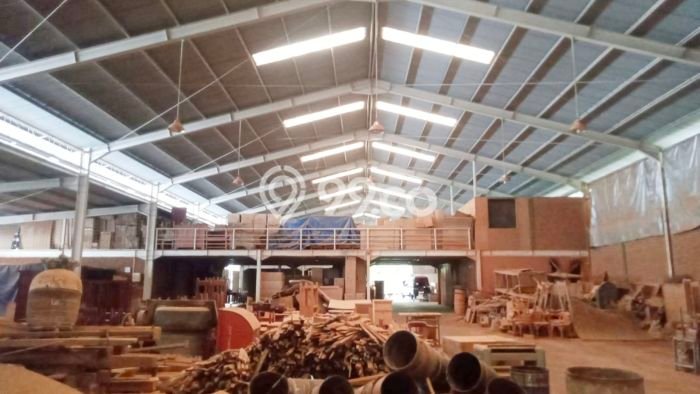 LOKASI STRATEGIS! Gudang di Kasihan, Luas 2000m2m², Pusat Komersial, Jalan Utama LOKASI STRATEGIS! Gudang di Kasihan, Luas 2000m2m², Pusat Komersial, Jalan Utama
