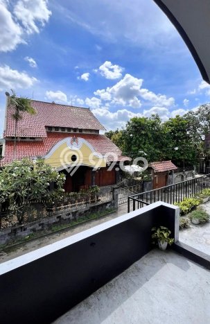 Rumah Asri LB 200m2m² View Kota di Umbulharjo, Yogyakarta Rumah Asri LB 200m2m² View Kota di Umbulharjo, Yogyakarta