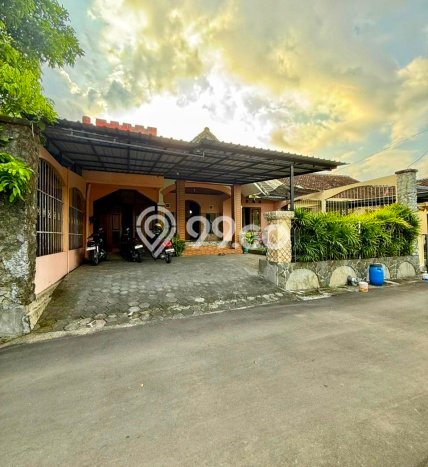SPECIAL PROPERTY! Rumah area , Luas 286m2m² Bangunan 208m2m² SPECIAL PROPERTY! Rumah area , Luas 286m2m² Bangunan 208m2m²