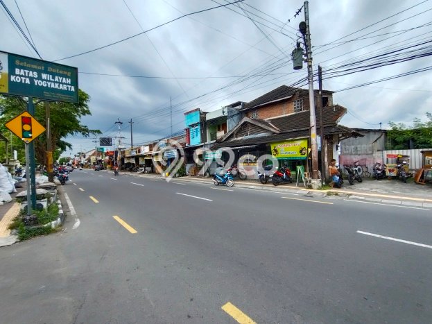 AREA FOR RENT! Tanah Kawasan Sewon, Luas 1148m², Lokasi Komersial AREA FOR RENT! Tanah Kawasan Sewon, Luas 1148m², Lokasi Komersial