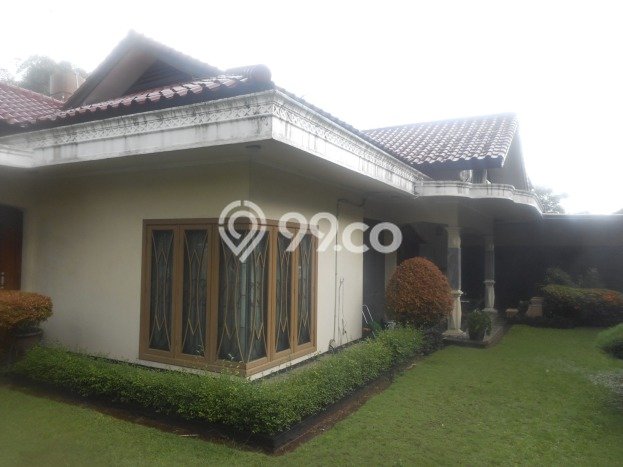 Rumah Mewah Akses Strategis di Jakarta Barat Rumah Mewah Akses Strategis di Jakarta Barat