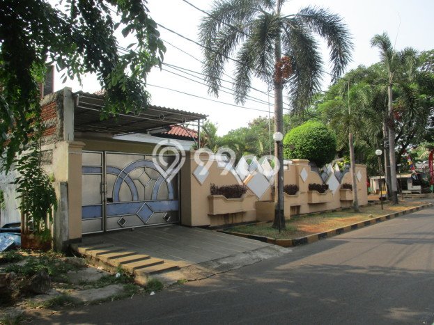 Rumah Mewah Akses Strategis di Jakarta Barat Rumah Mewah Akses Strategis di Jakarta Barat