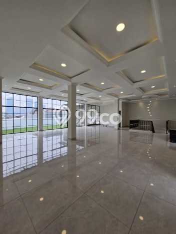 Ready to Use! Luxury House LT 313m2 Desain Modern di Tomang Ready to Use! Luxury House LT 313m2 Desain Modern di Tomang