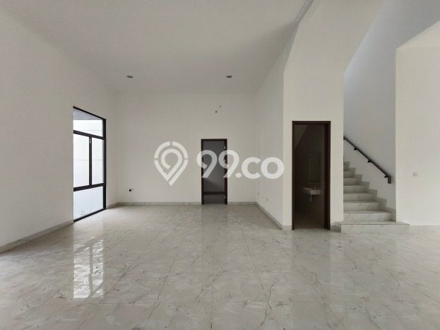 Disewakan! Rumah 4 Kamar Tidur &
4 Kamar Mandi di Pantai Indah Kapuk 2, Jakarta Utara Disewakan! Rumah 4 Kamar Tidur &
4 Kamar Mandi di Pantai Indah Kapuk 2, Jakarta Utara