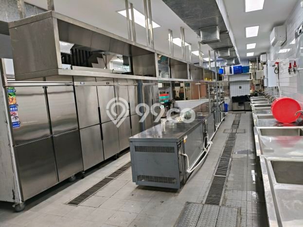 Unit Komersial Disewakan di Jakarta Utara Area Strategis Harga Kompetitif Unit Komersial Disewakan di Jakarta Utara Area Strategis Harga Kompetitif