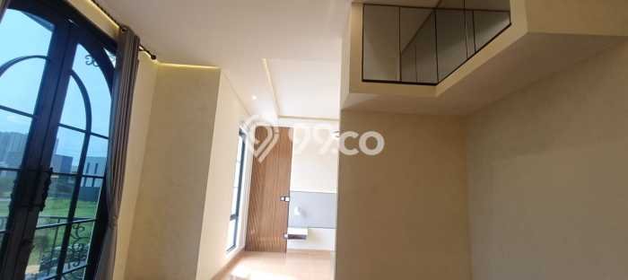 Hunian Modern dengan LT 300m2 & LB 650m2 Disewakan di Pantai Indah Kapuk 2 Hunian Modern dengan LT 300m2 & LB 650m2 Disewakan di Pantai Indah Kapuk 2
