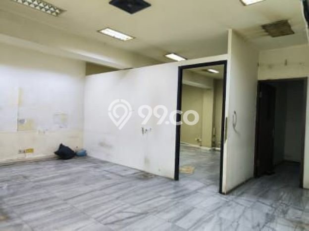 Dijual! Komersial di Kemang Jakarta Selatan LT 635m2 / LB 1800m2 Kawasan Strategis Dijual! Komersial di Kemang Jakarta Selatan LT 635m2 / LB 1800m2 Kawasan Strategis