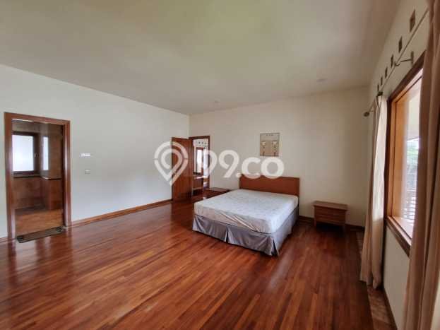 Dijual Rumah Luas Elegan Dengan View Eksklusif di Setiabudi, Bandung Dijual Rumah Luas Elegan Dengan View Eksklusif di Setiabudi, Bandung