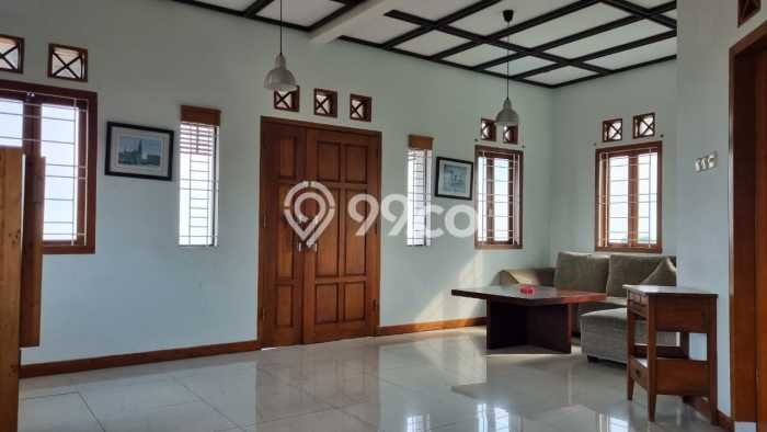 Siap Huni Rumah Mewah 6 Kamar di Parongpong Dekat ke Mana Pun Siap Huni Rumah Mewah 6 Kamar di Parongpong Dekat ke Mana Pun