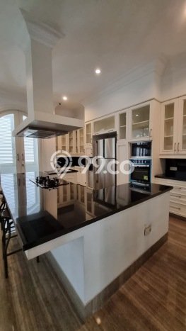 Rumah Mewah Dijual LT 326m2 di Kebayoran Baru, Jakarta Selatan Rumah Mewah Dijual LT 326m2 di Kebayoran Baru, Jakarta Selatan