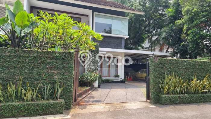 Siap Huni Rumah Mewah 4 Kamar di Kebayoran Baru Dekat ke Mana Pun Siap Huni Rumah Mewah 4 Kamar di Kebayoran Baru Dekat ke Mana Pun