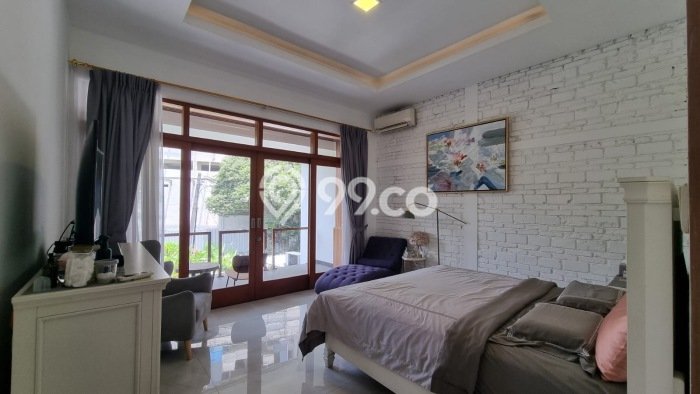 Siap Huni Rumah Mewah 4 Kamar di Kebayoran Baru Dekat ke Mana Pun Siap Huni Rumah Mewah 4 Kamar di Kebayoran Baru Dekat ke Mana Pun