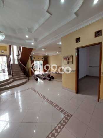 For Sale! Luxury House LT 260m2 Desain Modern di Bandung Barat For Sale! Luxury House LT 260m2 Desain Modern di Bandung Barat