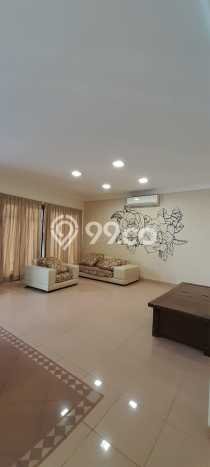 Rumah Disewakan Jakarta Selatan LT 300m2 LB 250m2 Kawasan Pondok Indah Rumah Disewakan Jakarta Selatan LT 300m2 LB 250m2 Kawasan Pondok Indah