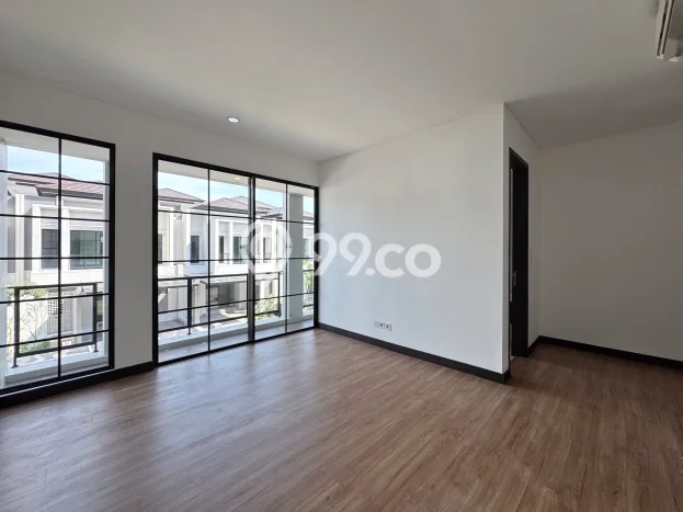 Jual Rumah Mewah Megah Dengan View Cantik di BSD, Tangerang Jual Rumah Mewah Megah Dengan View Cantik di BSD, Tangerang