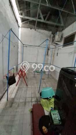 Rumah Strategis Modern Lb 190m2 di Wiyung, Surabaya Rumah Strategis Modern Lb 190m2 di Wiyung, Surabaya