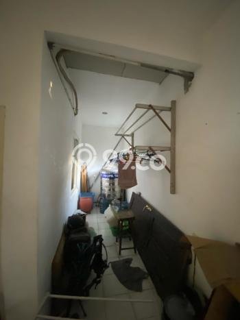 Dijual Rumah Strategis Bagus Punya 3 KT di Dukuh Pakis Surabaya SHM Dijual Rumah Strategis Bagus Punya 3 KT di Dukuh Pakis Surabaya SHM