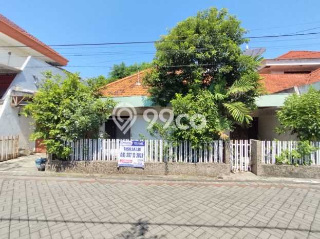 Bisa KPR! Rumah Asri di Sawahan, Luas 238m2m² LB 150m2m² Bisa KPR! Rumah Asri di Sawahan, Luas 238m2m² LB 150m2m²