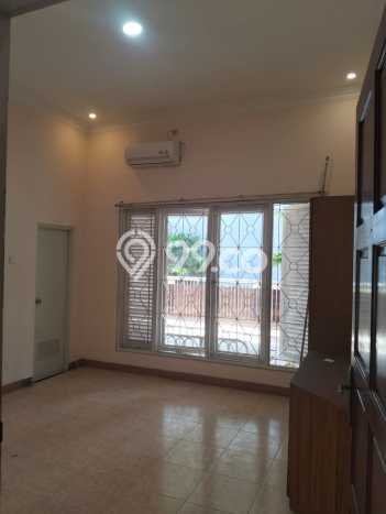 Rumah Cantik Siap Huni Di Tenggilis Mejoyo Luas 400m2 Lokasi Strategis Rumah Cantik Siap Huni Di Tenggilis Mejoyo Luas 400m2 Lokasi Strategis