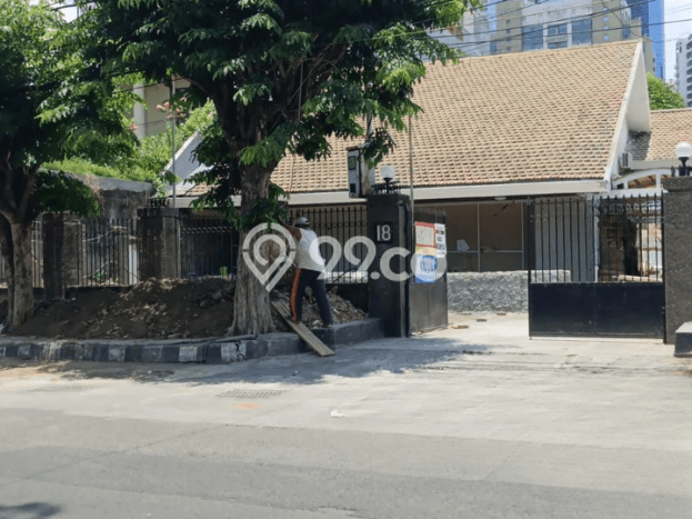 BEST LOCATION! Rumah kawasan Tegalsari, Dekat Tol, 4 KM, Luas 618m2m² LB 550m2m² BEST LOCATION! Rumah kawasan Tegalsari, Dekat Tol, 4 KM, Luas 618m2m² LB 550m2m²