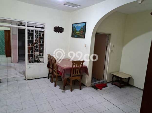 Lokasi terbaik! Rumah siap huni disewakan di Dukuh Pakis LB 120m2 Lokasi terbaik! Rumah siap huni disewakan di Dukuh Pakis LB 120m2