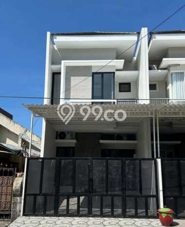 Hunian Cantik Minimalis Lb 115m2 di Tenggilis Mejoyo, Surabaya Hunian Cantik Minimalis Lb 115m2 di Tenggilis Mejoyo, Surabaya